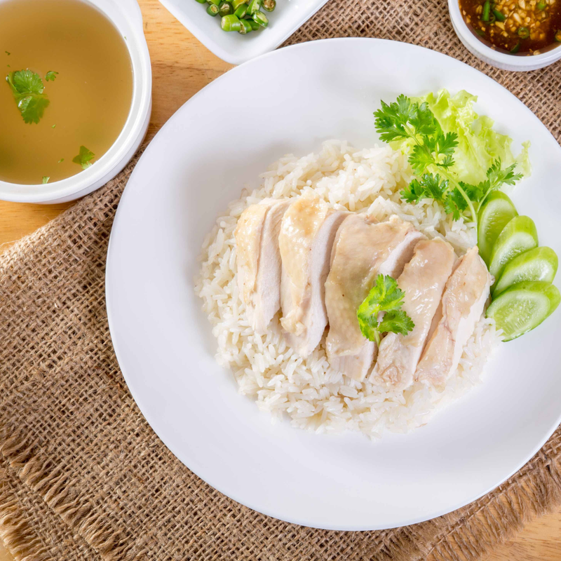 ข้าวมันไก่ แกงจืดฟัก ฝรั่ง