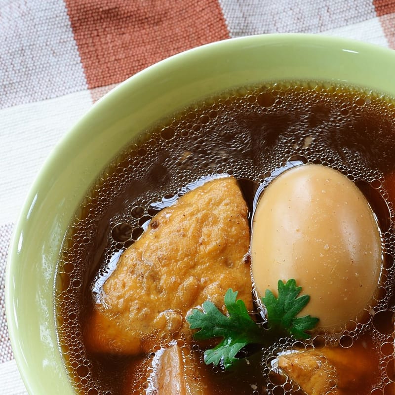 ข้าว ไข่พะโล้เต้าหู้หมูสับ แตงโม