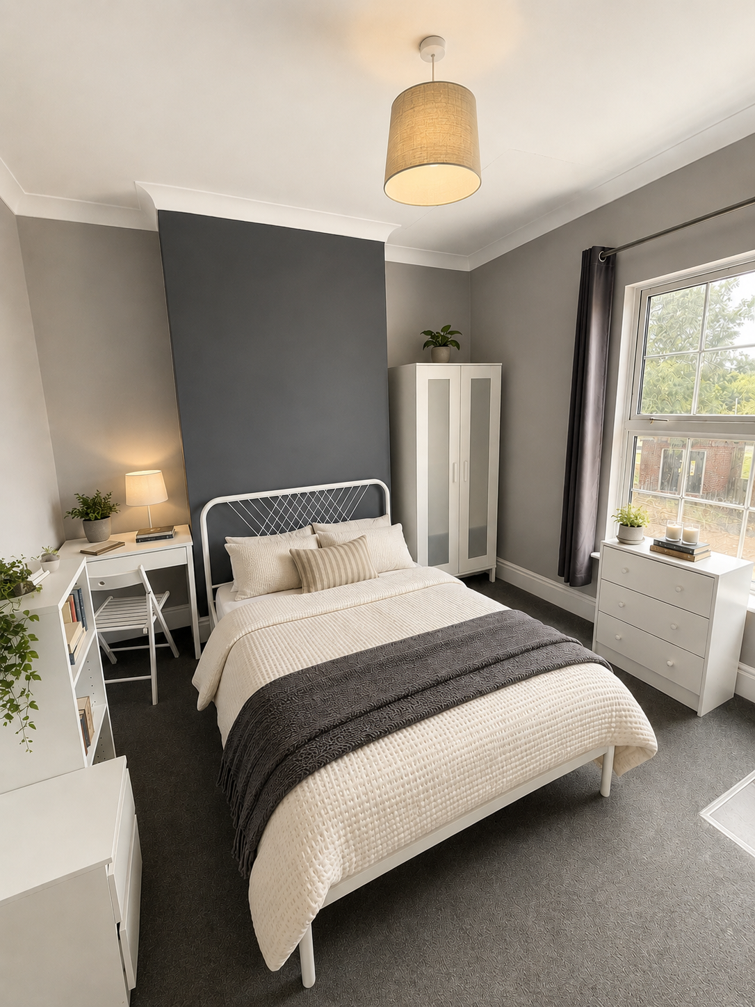ROOM 5 - AVAILABLE FROM 7TH SEPTEMBER
