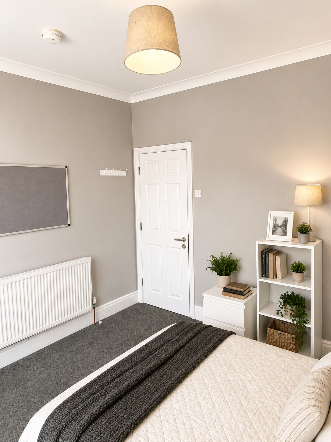ROOM 5 - AVAILABLE FROM 7TH SEPTEMBER