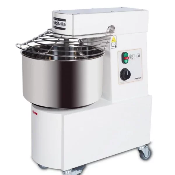 Top Kitchen Equipment for Cafés and Restaurants