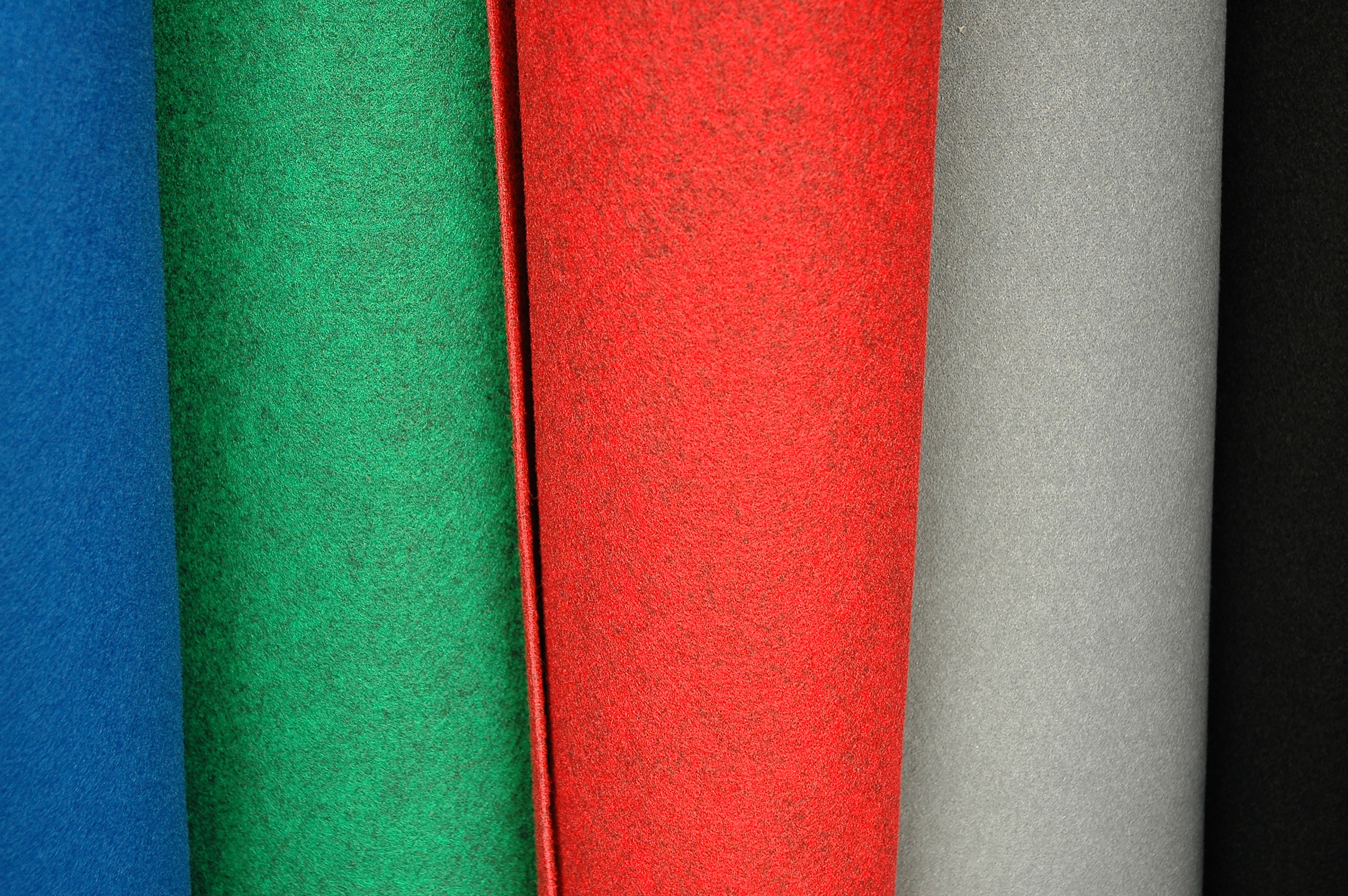 Non woven flooring