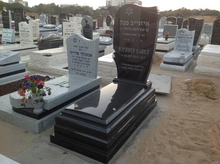 מצבה גרניט (95)