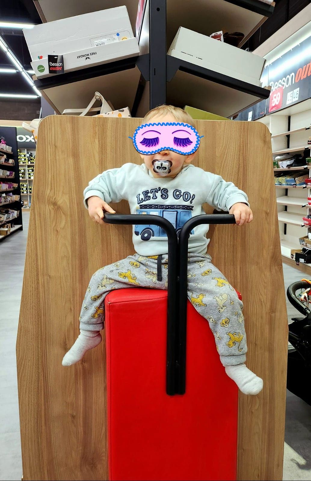 Service d'achat de courses, sortie à Gémo (avec argent donné par les parents)