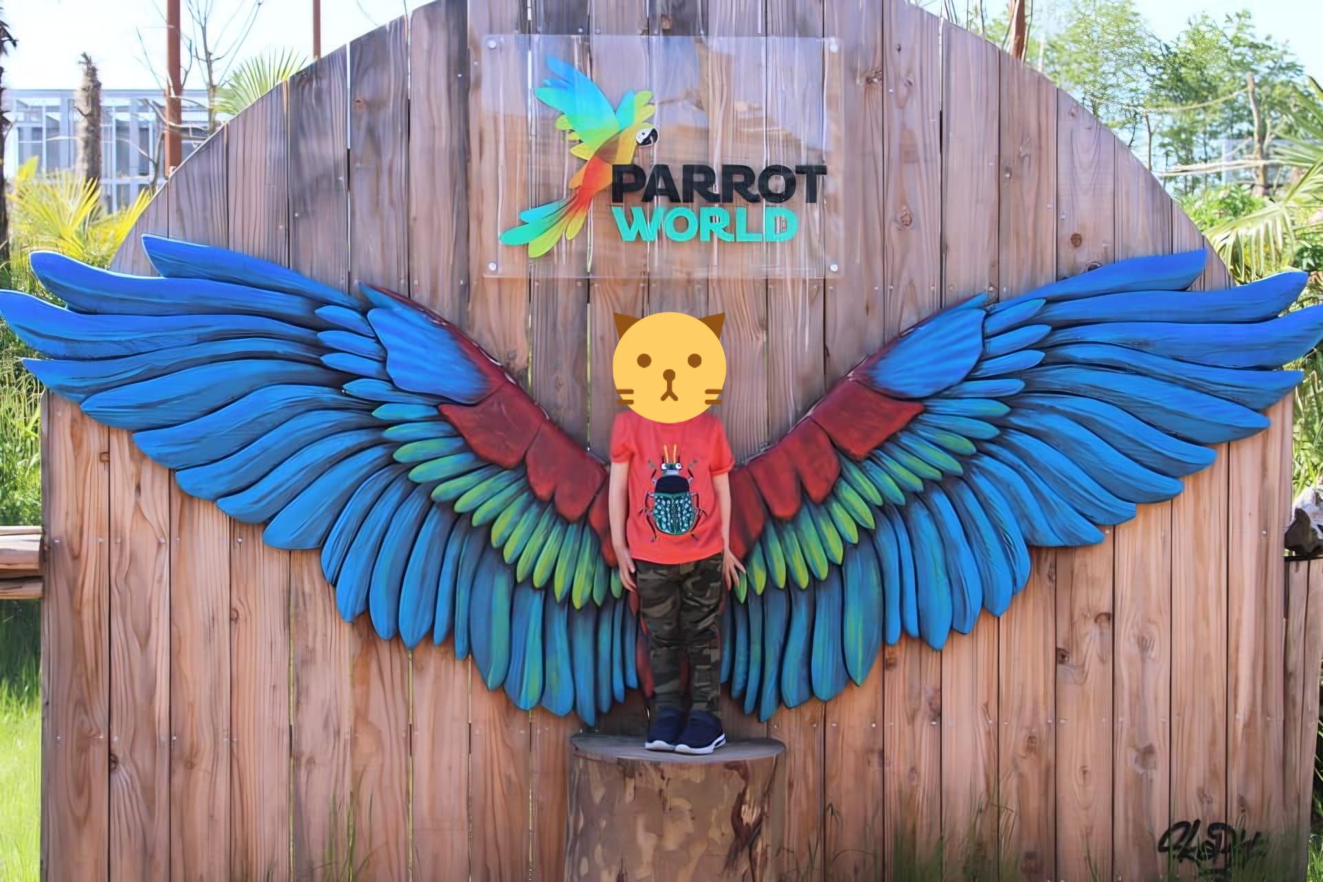 Balade au Parce Parrot World