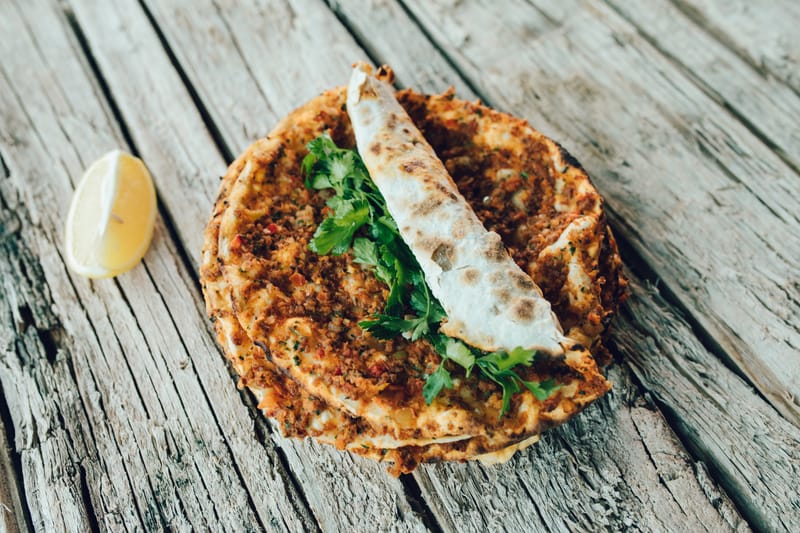38. Lahmacun