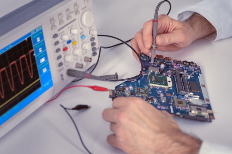 OOD and OOP Computer Repair School Website Template
