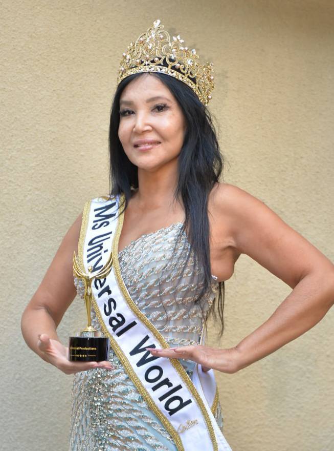 Mrs. Universal VIP World 2025