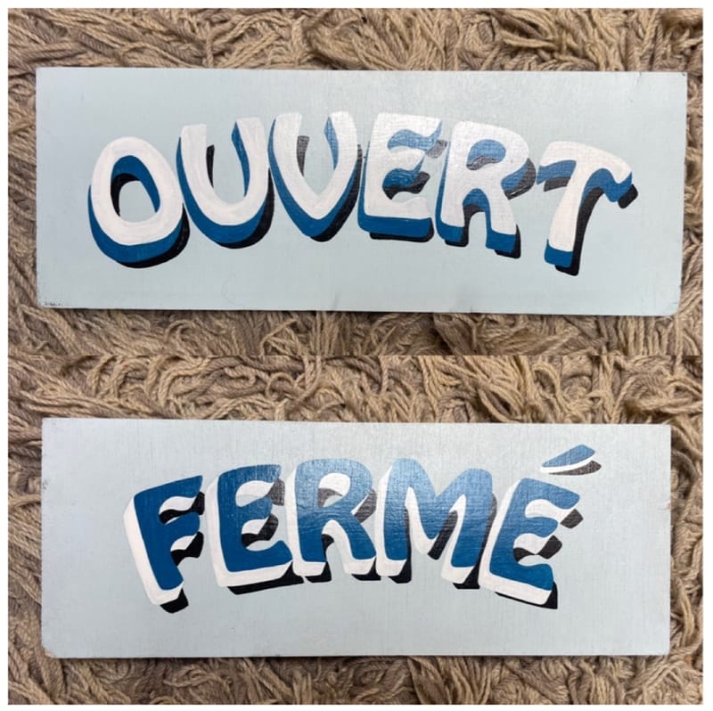 Panneaux signalétiques