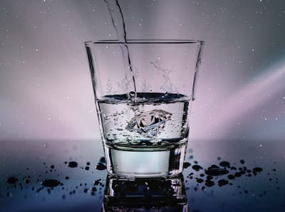 The Surprising Health Benefits of Drinking Water First Thing in the Morning