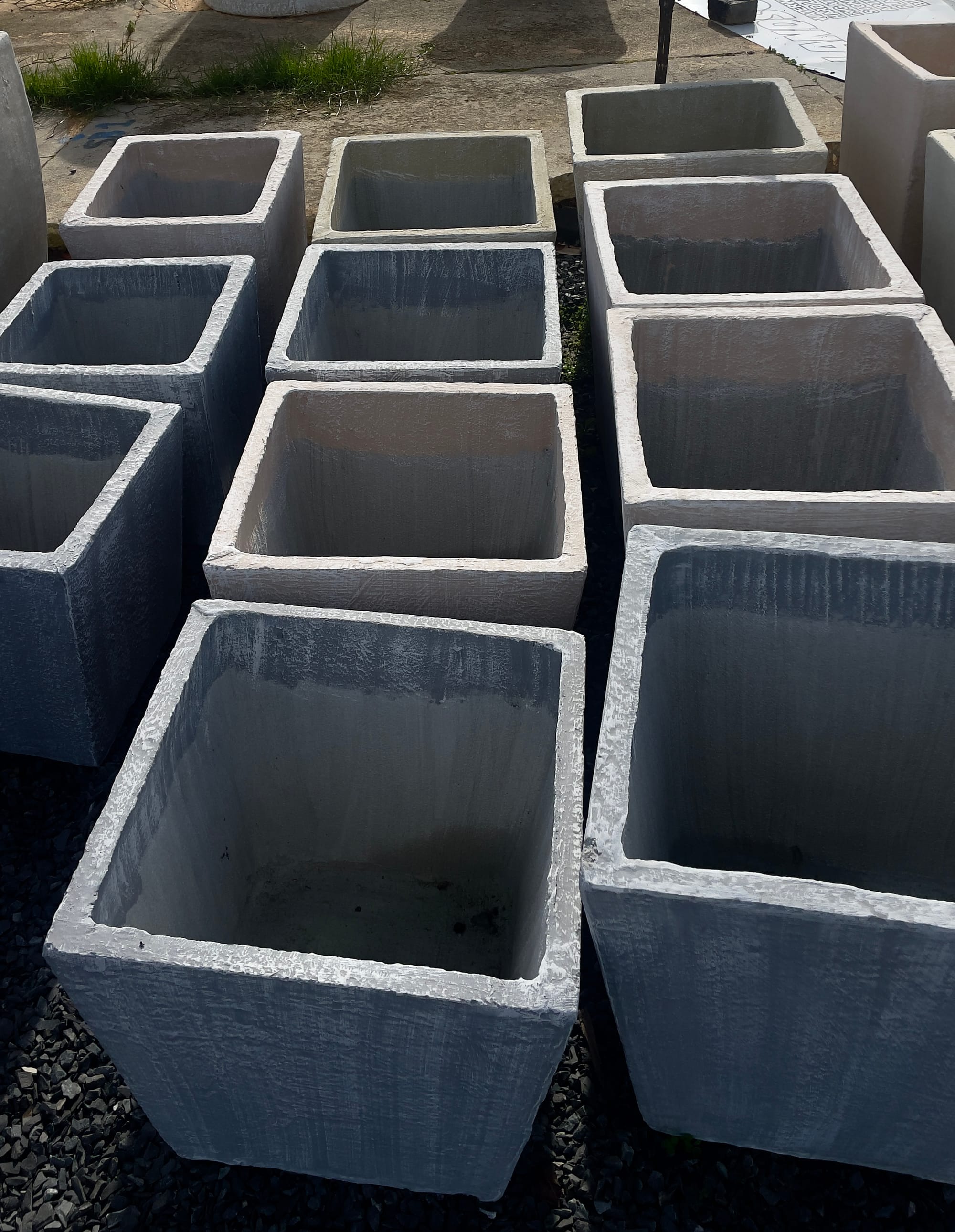 AM Pots Various Sizes