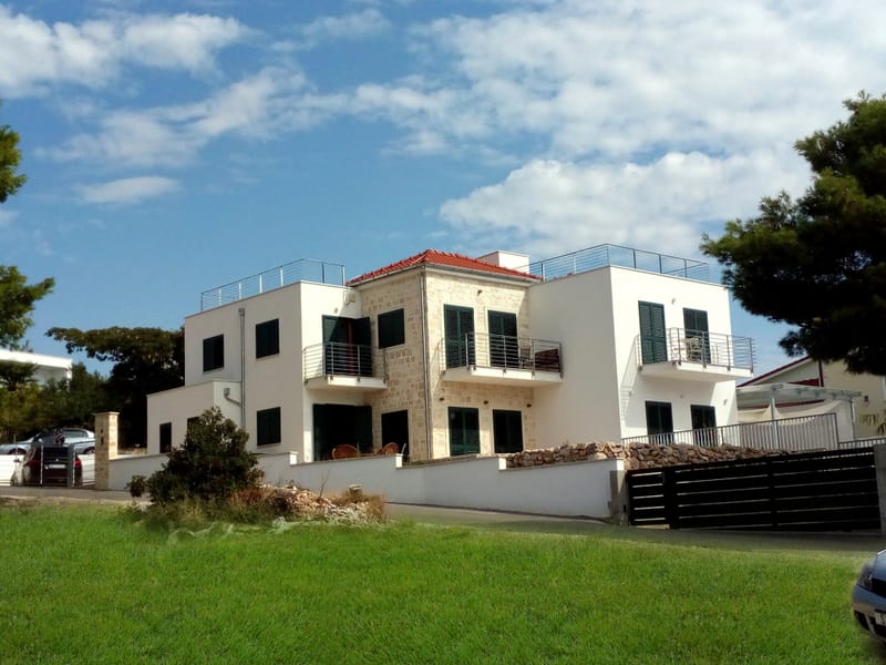 Exklusives Steinhaus in Tribunj
