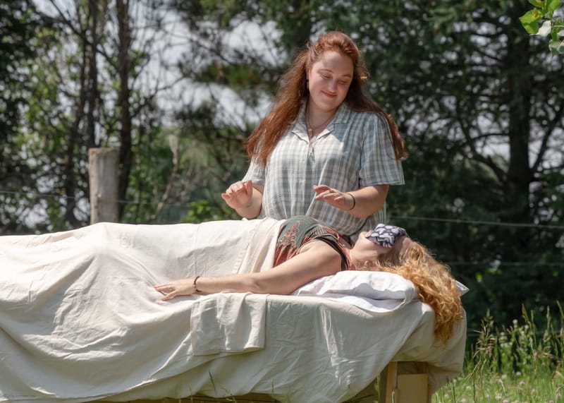 Arielle | Praticienne Reiki & soins énergétiques