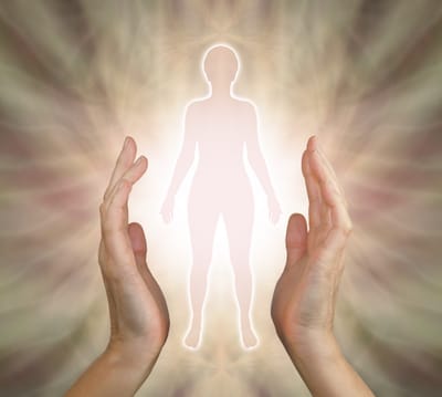 Top 10 protections spirituelles pour dominer et régner avec sagesse, aura, leadership et succès