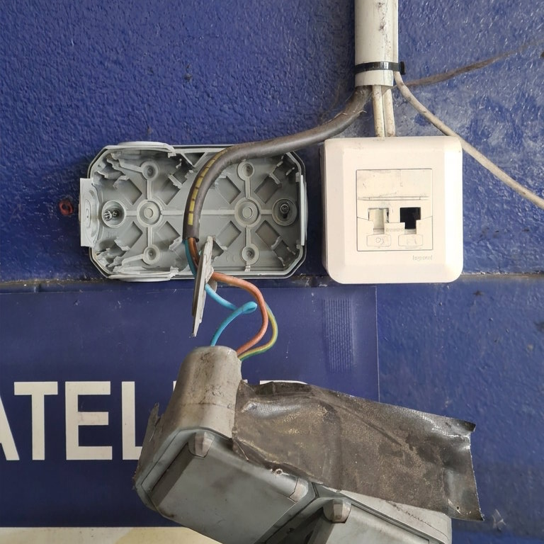 Travaux et mise en conformité d'un atelier