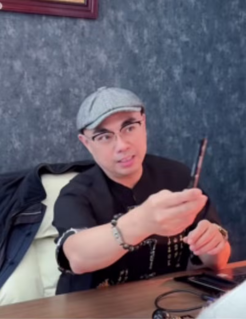 15-Min Consultation with Master Derrick