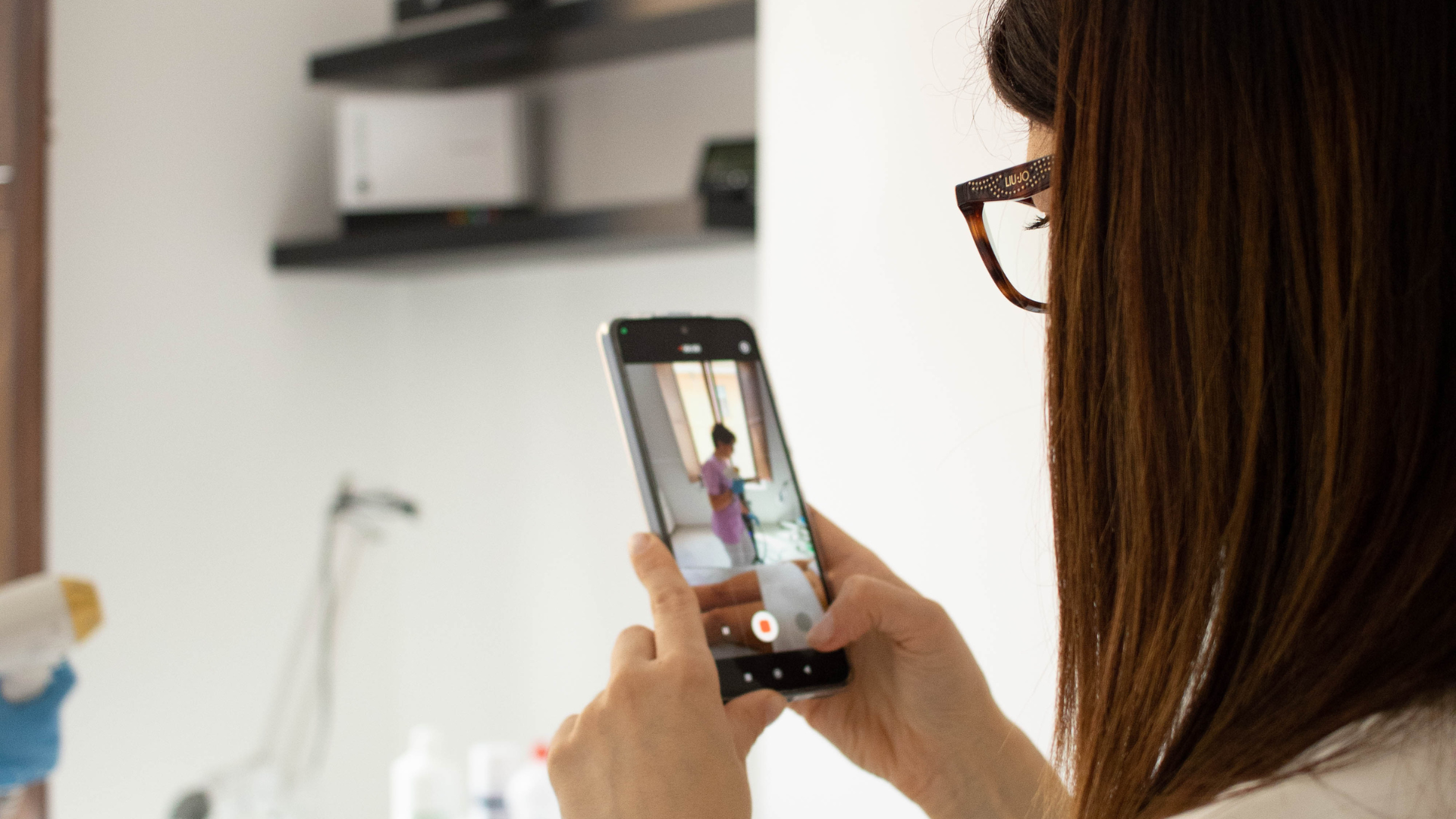 Formazione social media dal vivo a Salerno per professionisti e attività locali