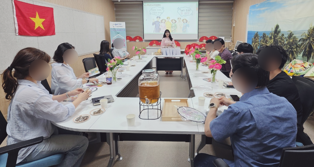 📍 8월 6일 (목) 00 기관에서 직장인 대상 베트남 문화체험