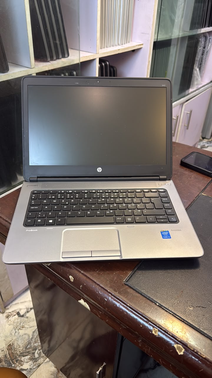 Dell Latitude 5520 with an Intel Core i7 features 