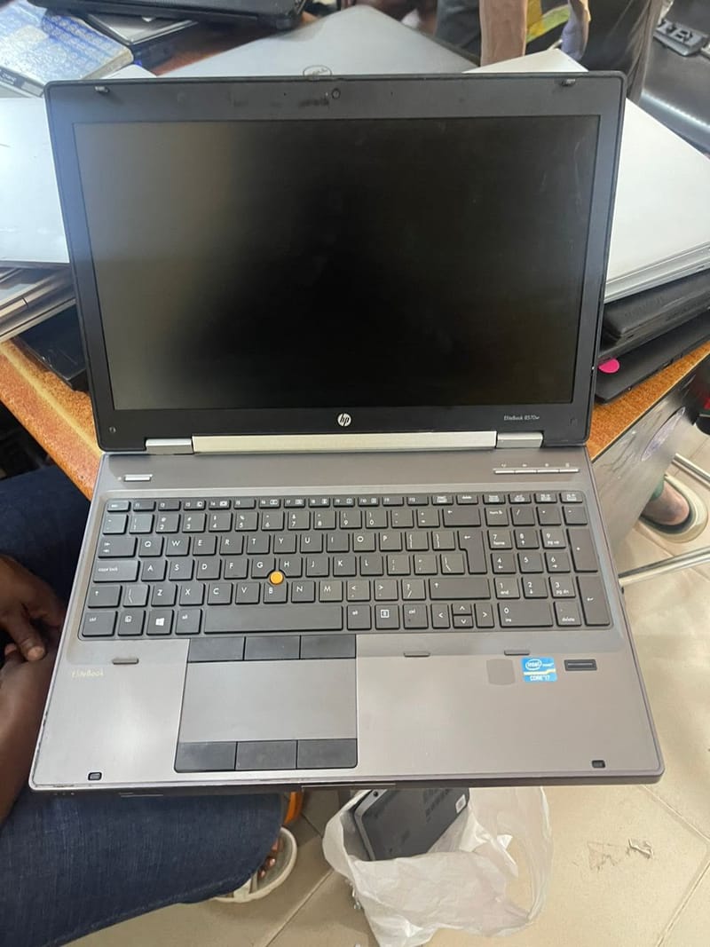 HP EliteBook 8460w with an Intel