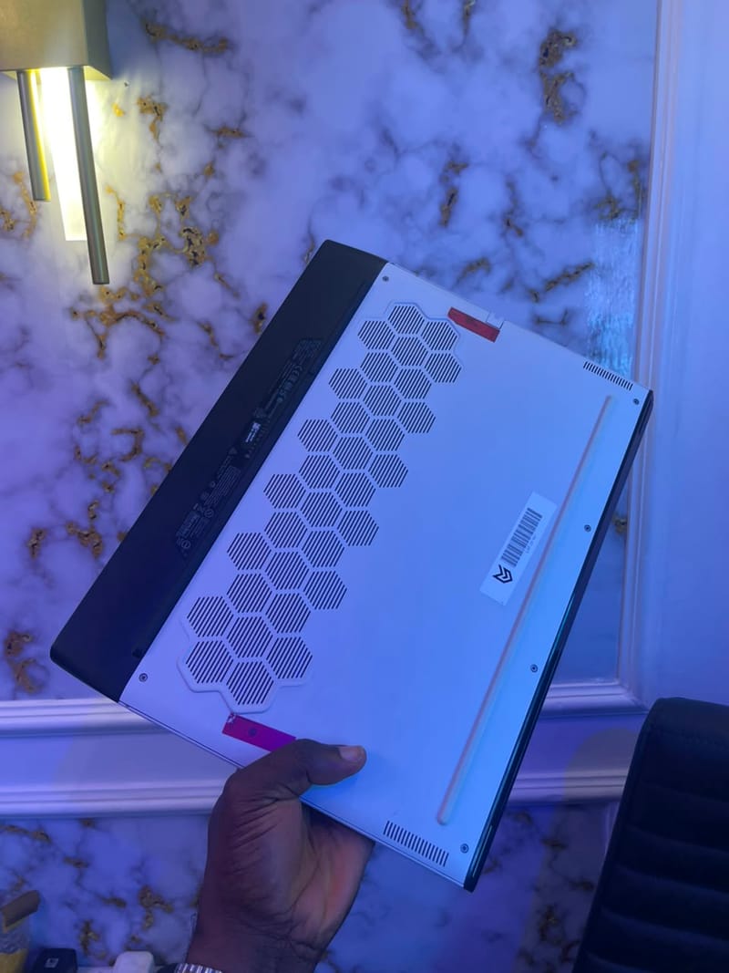 Dell Alienware Core i7 laptop (such as the m17 