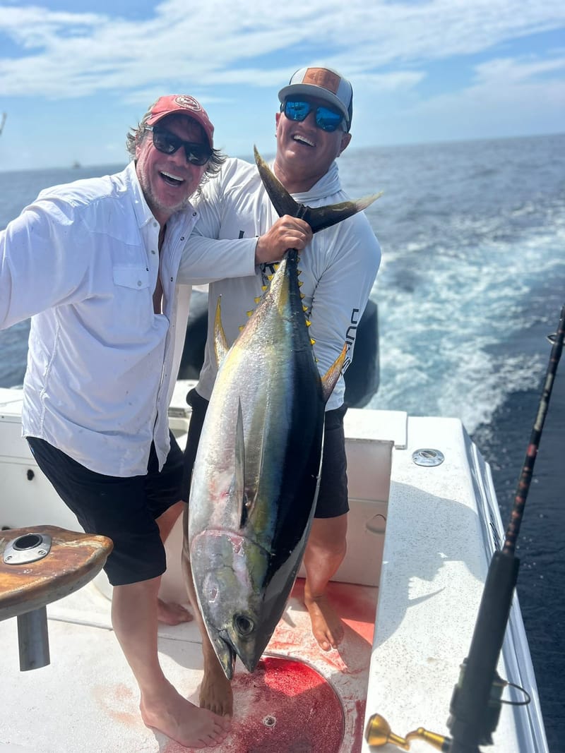 Escape for an unforgettable fishing expedition in world renowned Costa Rican Pacific waters. Turn your dream into reality. Battle legendary fighters like Marlin, Sailfish, Mahi Mahi, Wahoo, Tuna, and Rooster Fish! 