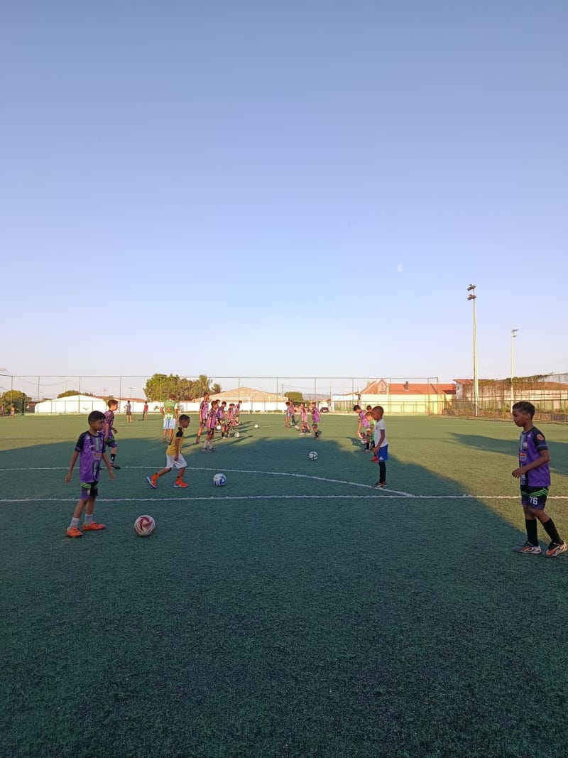 FUTEBOL - SUB 05 - 12