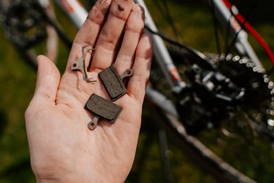Top 12 tiêu chí chọn má phanh đúng loại cho MTB, Road, Touring và xe phố
