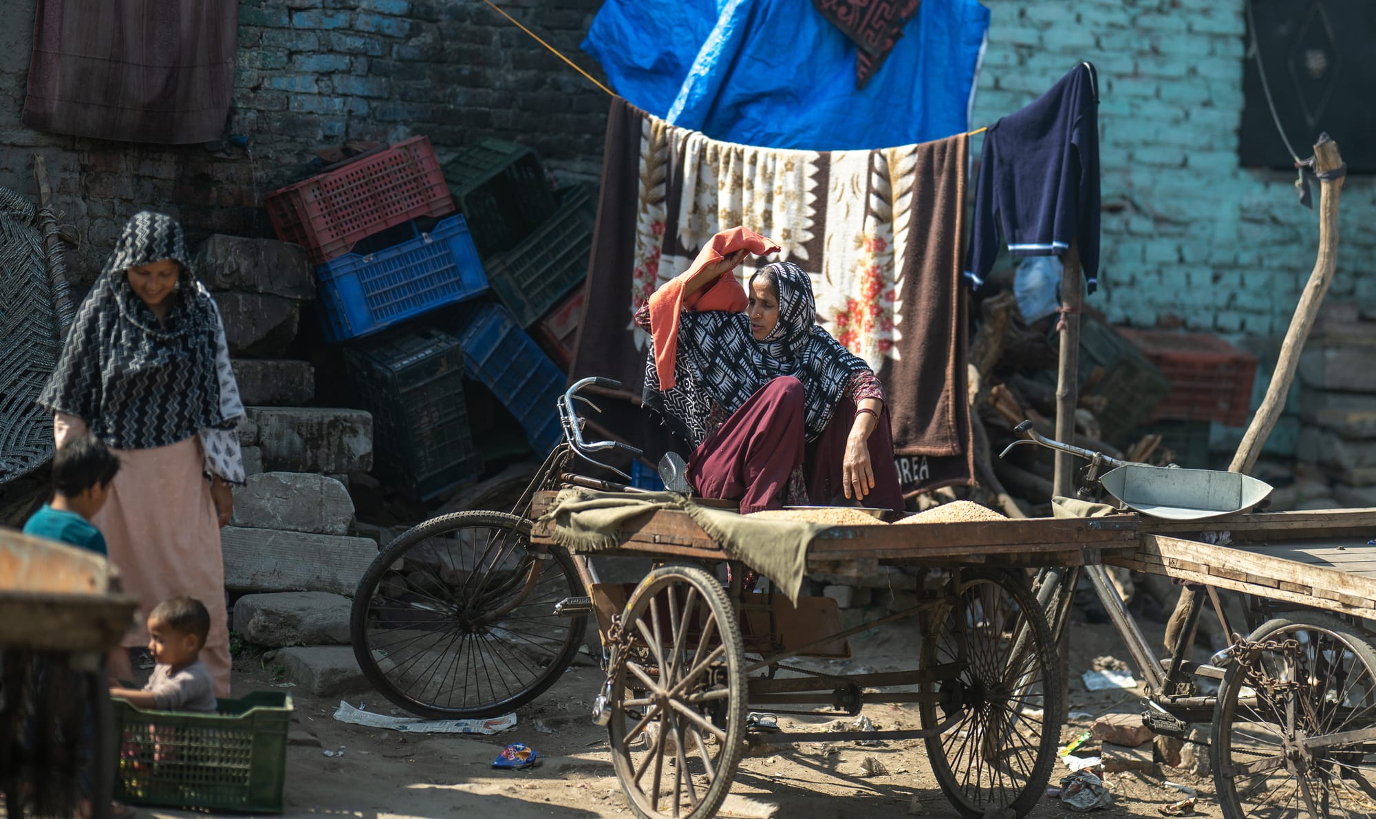 Portraits & Street Life