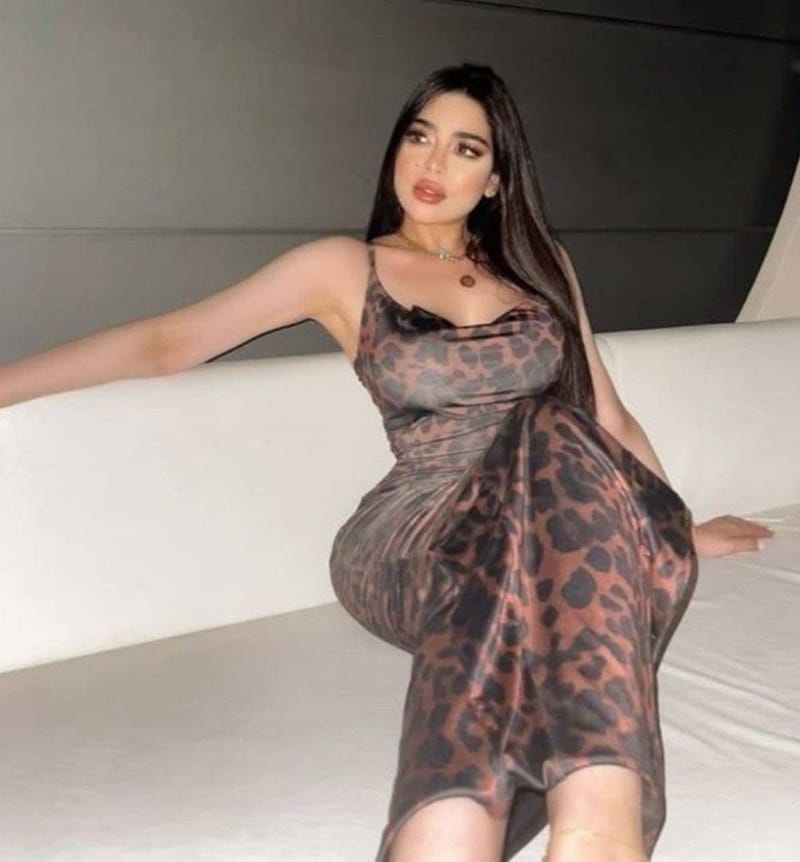 Hande R.