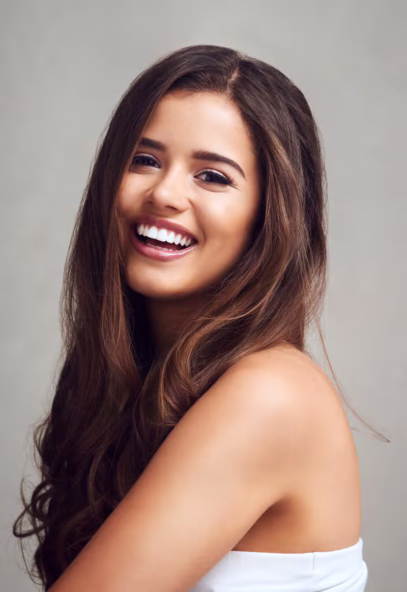 Hande R.