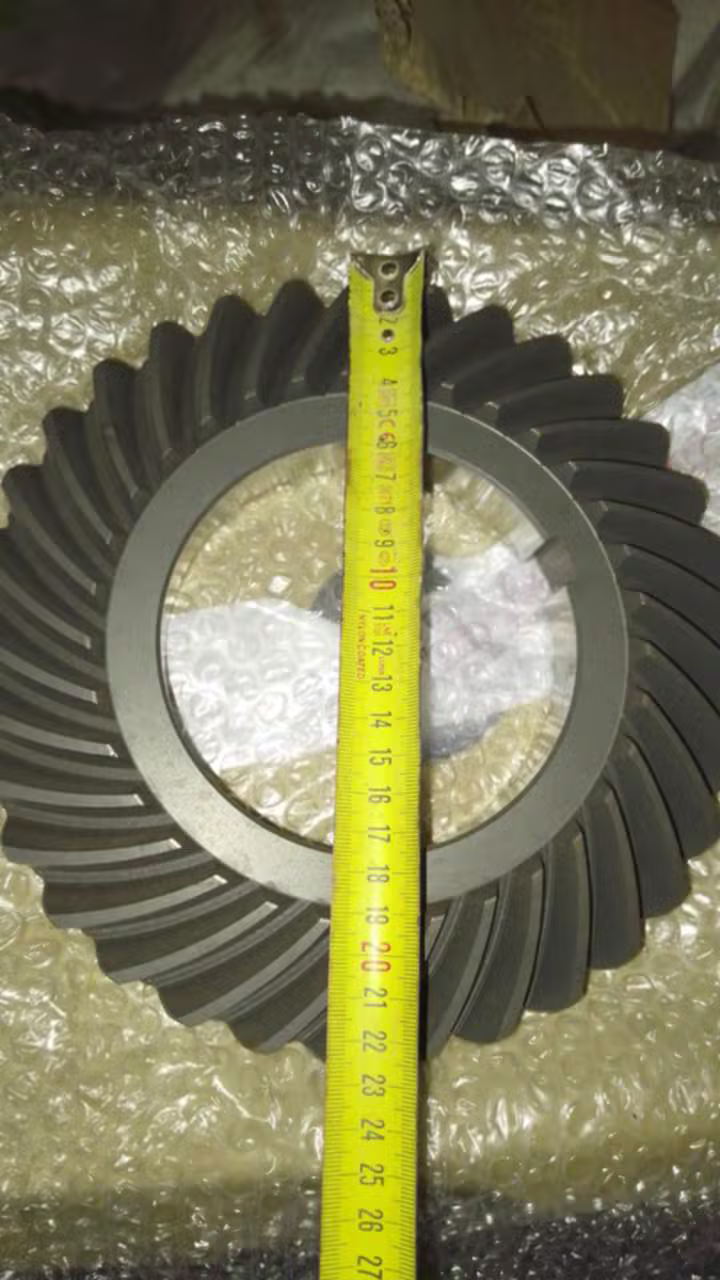 Heavy-Duty Drive Motors & Gearboxes gallery image 2