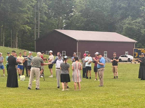 Article image for Softball: Opening Day & Inductions