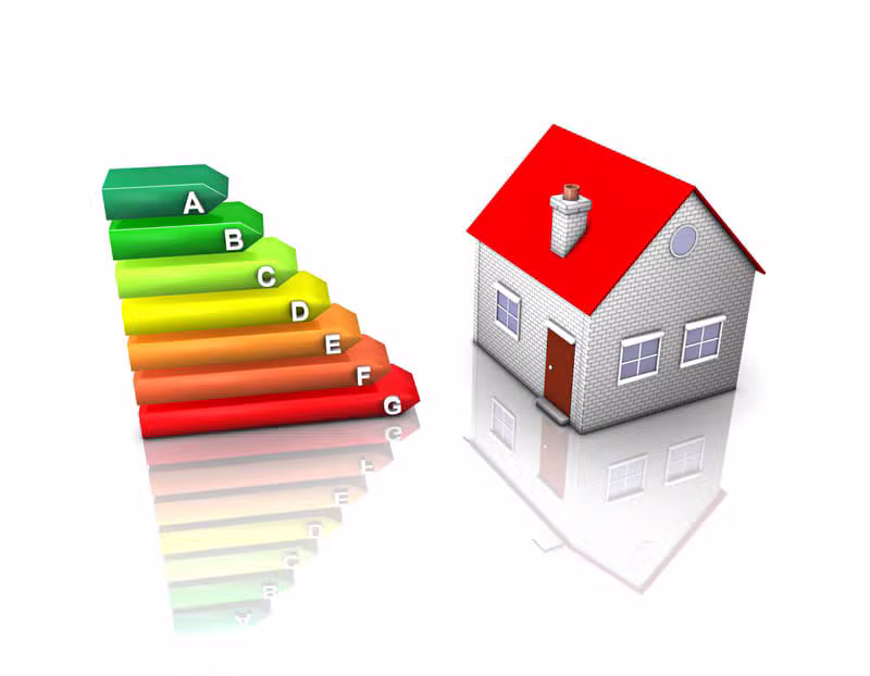 A to G energy efficiency rating chart beside a house model