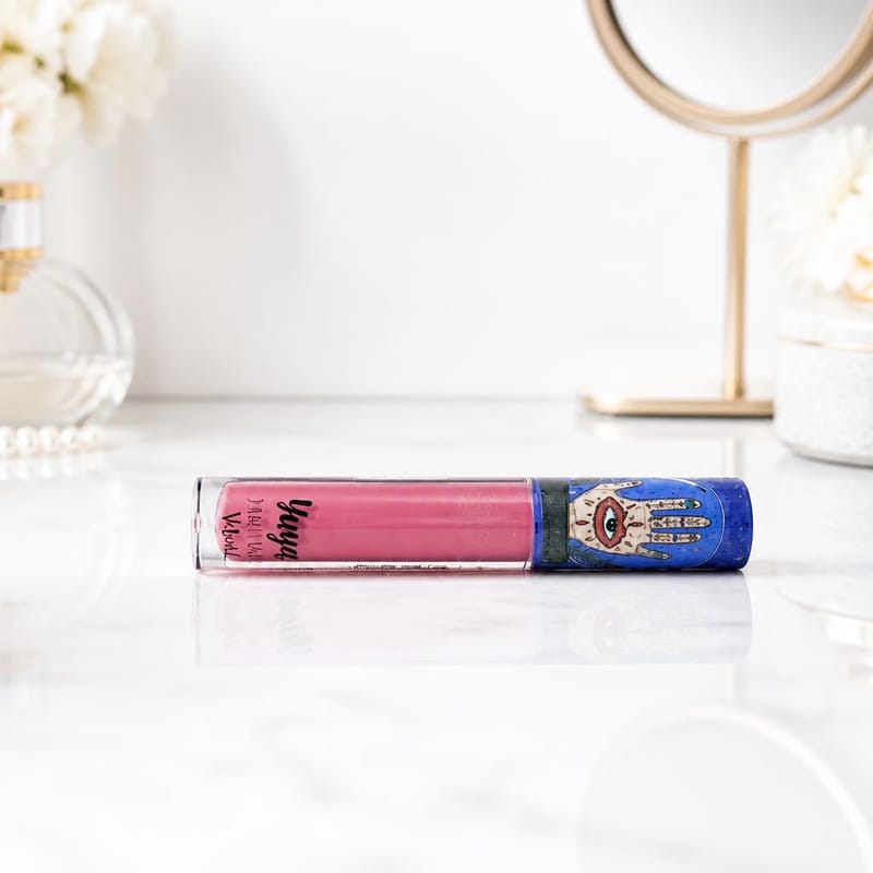 gloss yuya "traviesa"