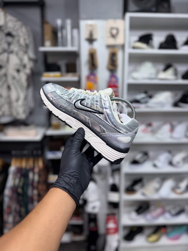 NIKE 477
