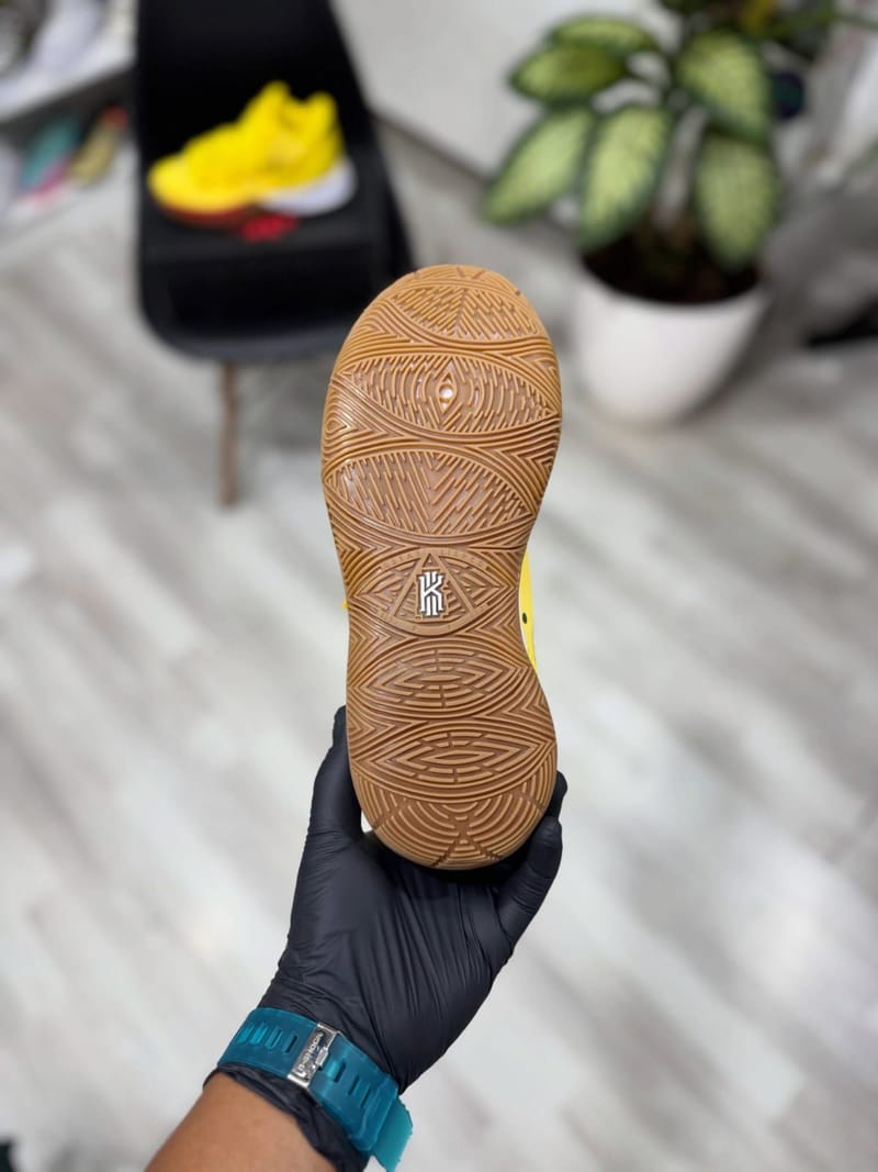 NIKELODEAN Special shoes detail