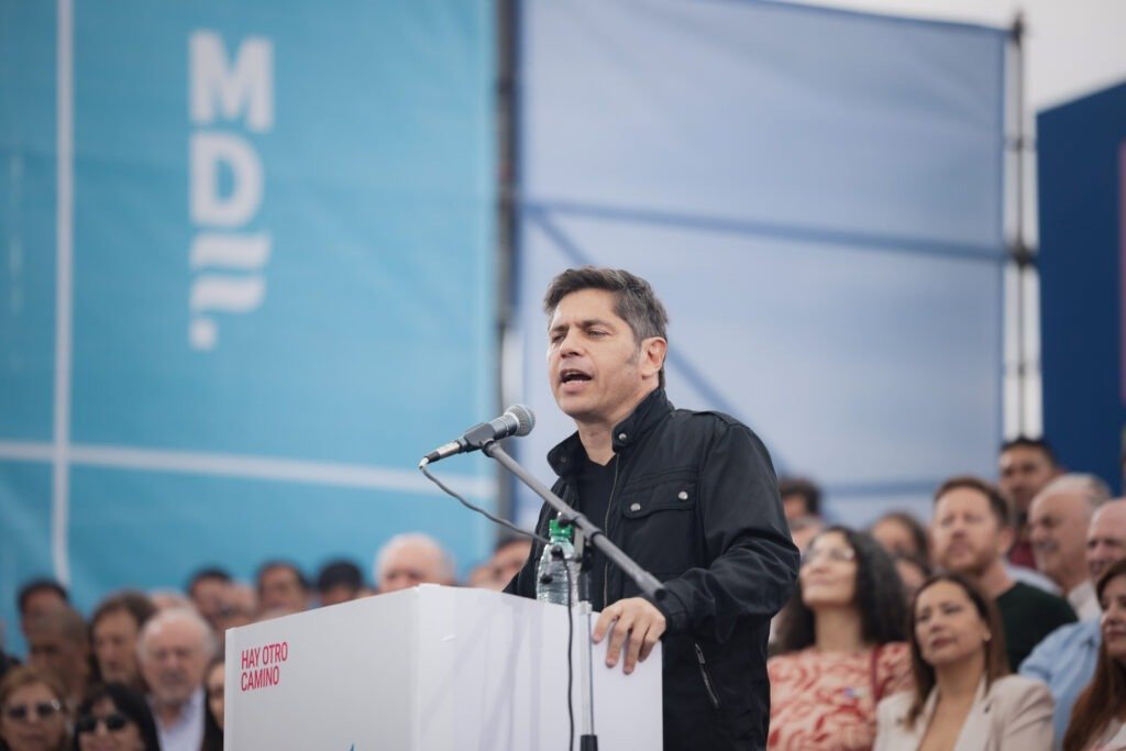 Kicillof reconoce que trabaja para ser candidato a presidente en 2027 y busca ampliar su espacio más allá del peronismo