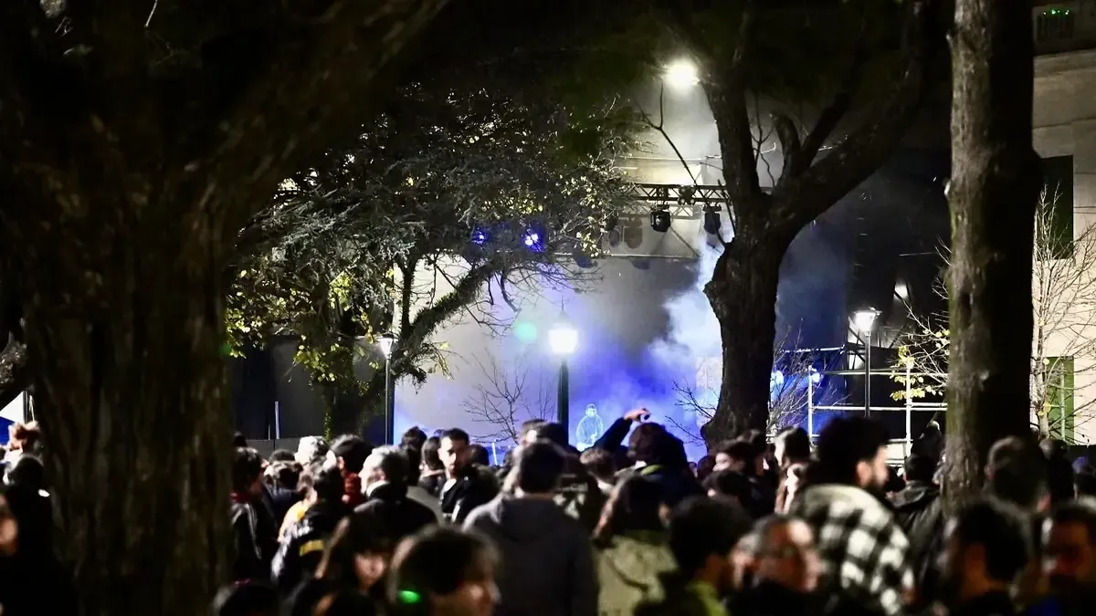 Por el alerta meteorológico, suspendieron el festejo del Día de la Primavera en Plaza Rocha