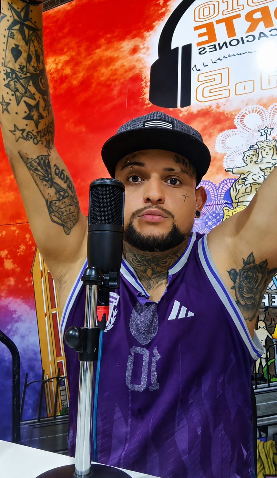 El Kurepa Lucas Casco Franco, el"Anticristo del amor" que enamoró a Concepción con su micrófono