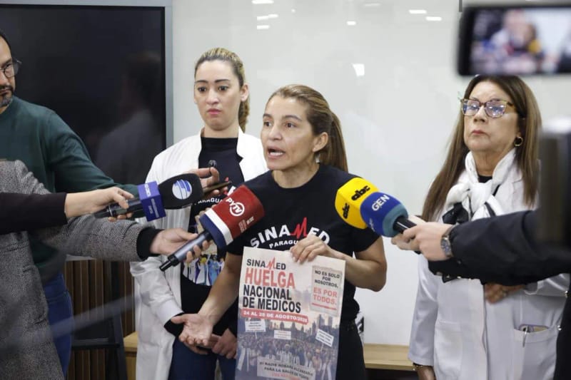 Desde este Lunes, huelga de médicos