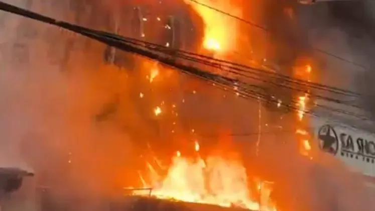 Ciudad del Este: gran incendio afectó a varias casillas comerciales