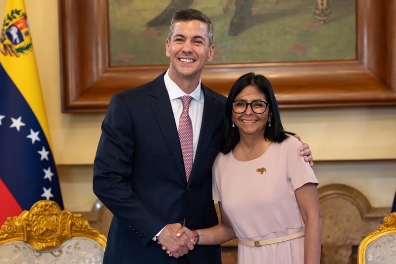 Delcy Rodríguez, Santiago Peña, juntos, en Venezuela