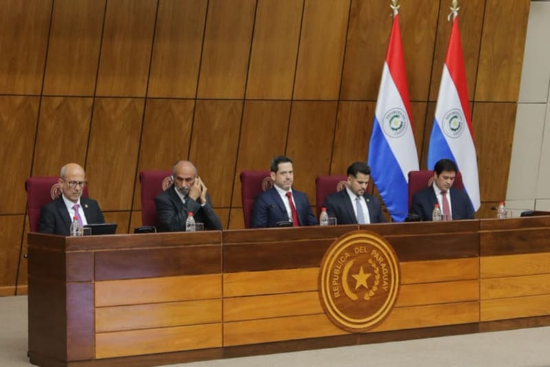 Latorre pide regular la inteligencia artificial y ponerla al servicio de la paz