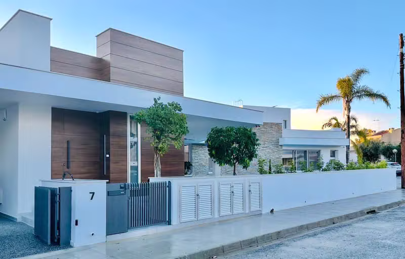 PRIVATE RESIDENCE