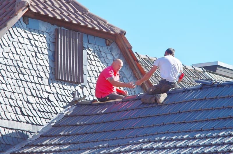Picking the Right Roofer for Your Home