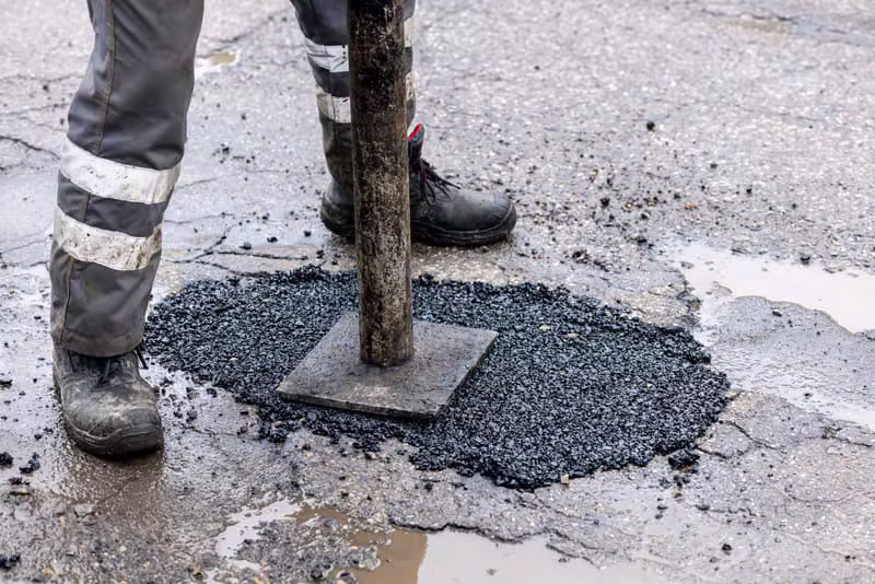 Crack Filling & Repair