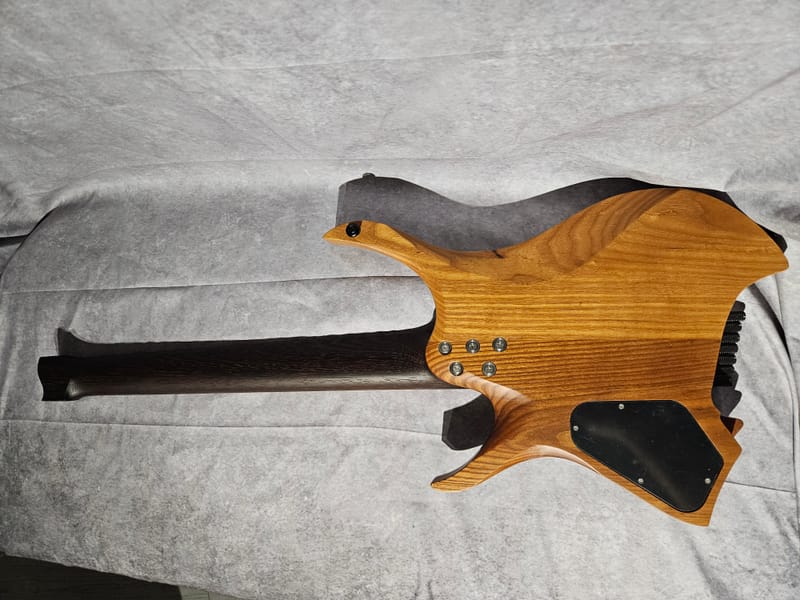 Détail 4 de NK Guitars 7 cordes