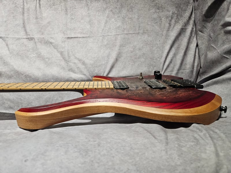 Détail 9 de NK Guitars 6 cordes 