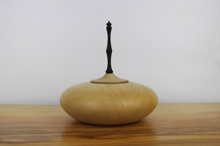 Galerie Tarif particulier : 600 euros